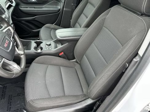 Used 2023 GMC Terrain SLE w/ Driver Convenience Package FWD image 15