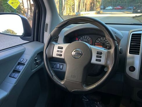 Used 2017 Nissan Frontier SV w/ SV Value Truck Package image 17