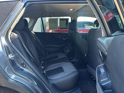 Used 2024 Subaru Outback Premium image 18