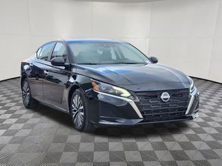 Used 2024 Nissan Altima 2.5 SV FWD video 2