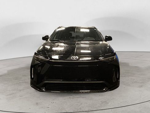 Used 2023 Toyota bZ4X XLE w/ Weather Package image 8