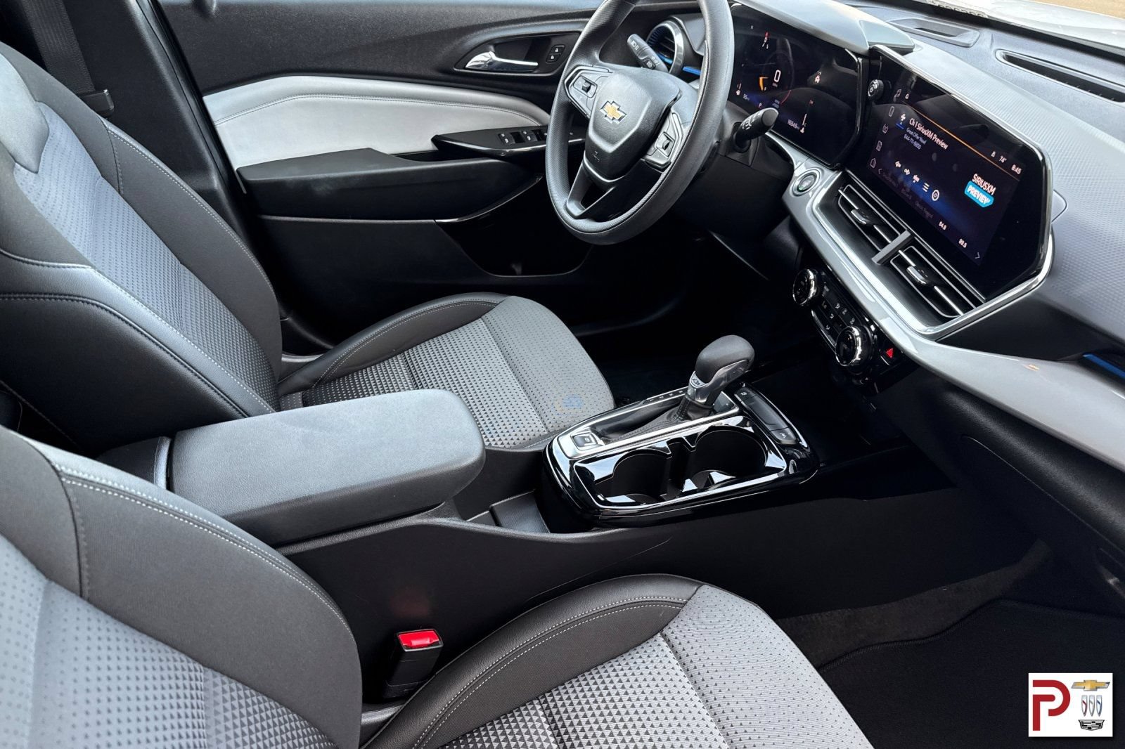 Certified 2024 Chevrolet Trax LT FWD image 17