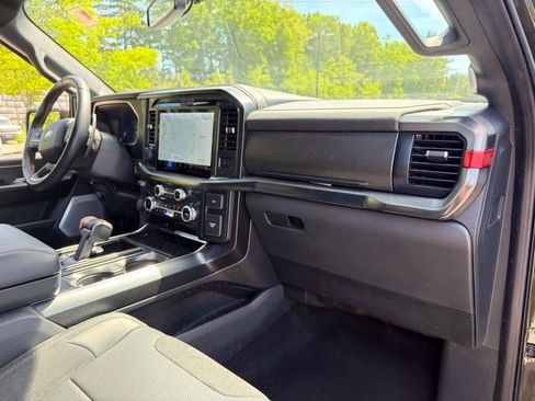 Used 2025 Ford F150 Raptor AWD/4WD image 8