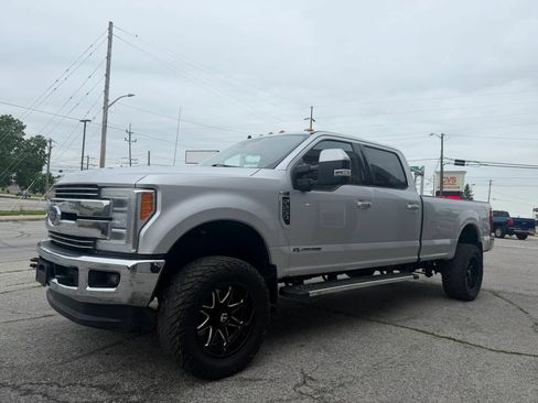 Used 2019 Ford F250 Lariat w/ Lariat Ultimate Package AWD/4WD image 4