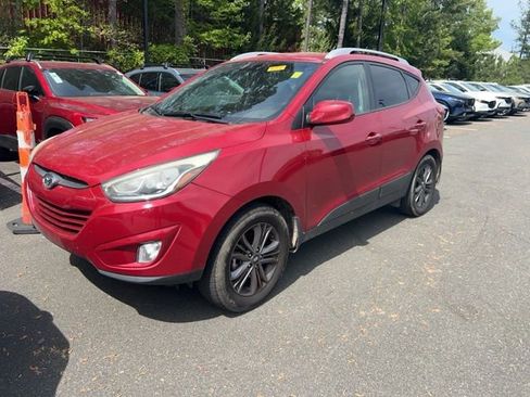 Used 2014 Hyundai Tucson SE image 1