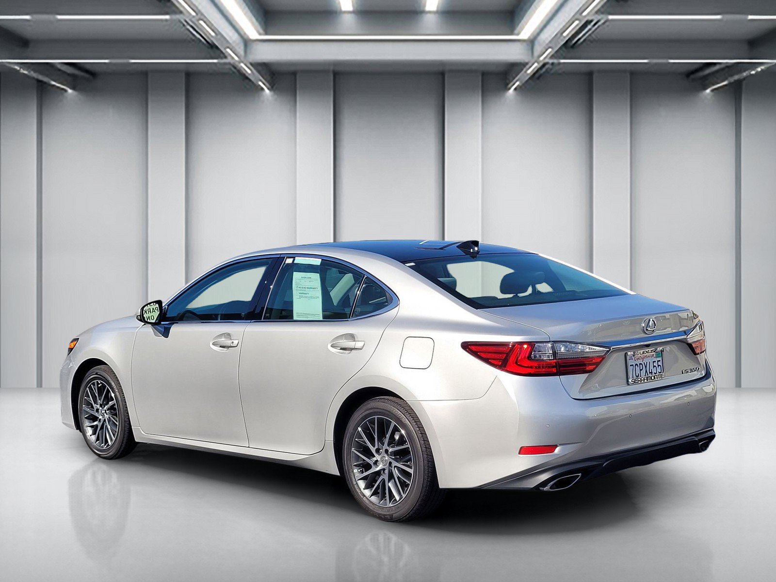 Used 2017 Lexus ES 350 w/ Navigation System Package FWD image 7