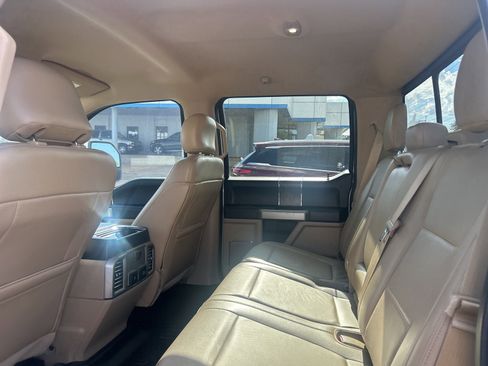Used 2017 Ford F250 Lariat w/ Lariat Value Package AWD/4WD image 13