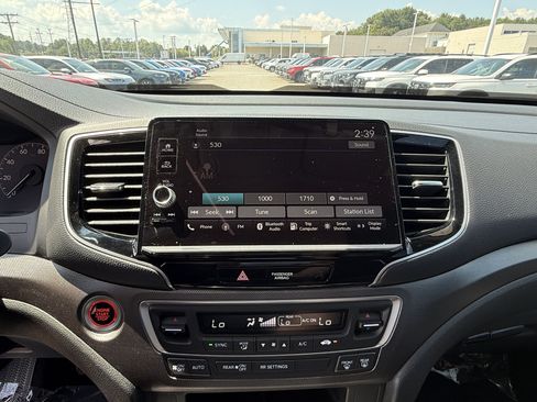 Certified 2025 Honda Ridgeline Sport+ image 23