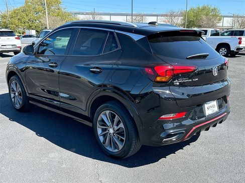 Certified 2022 Buick Encore GX Select w/ Advanced Technology Package image 5