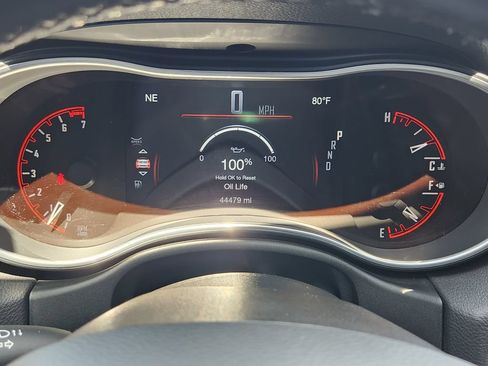 Used 2019 Dodge Durango SXT w/ 3rd Row Seating Group AWD/4WD image 15