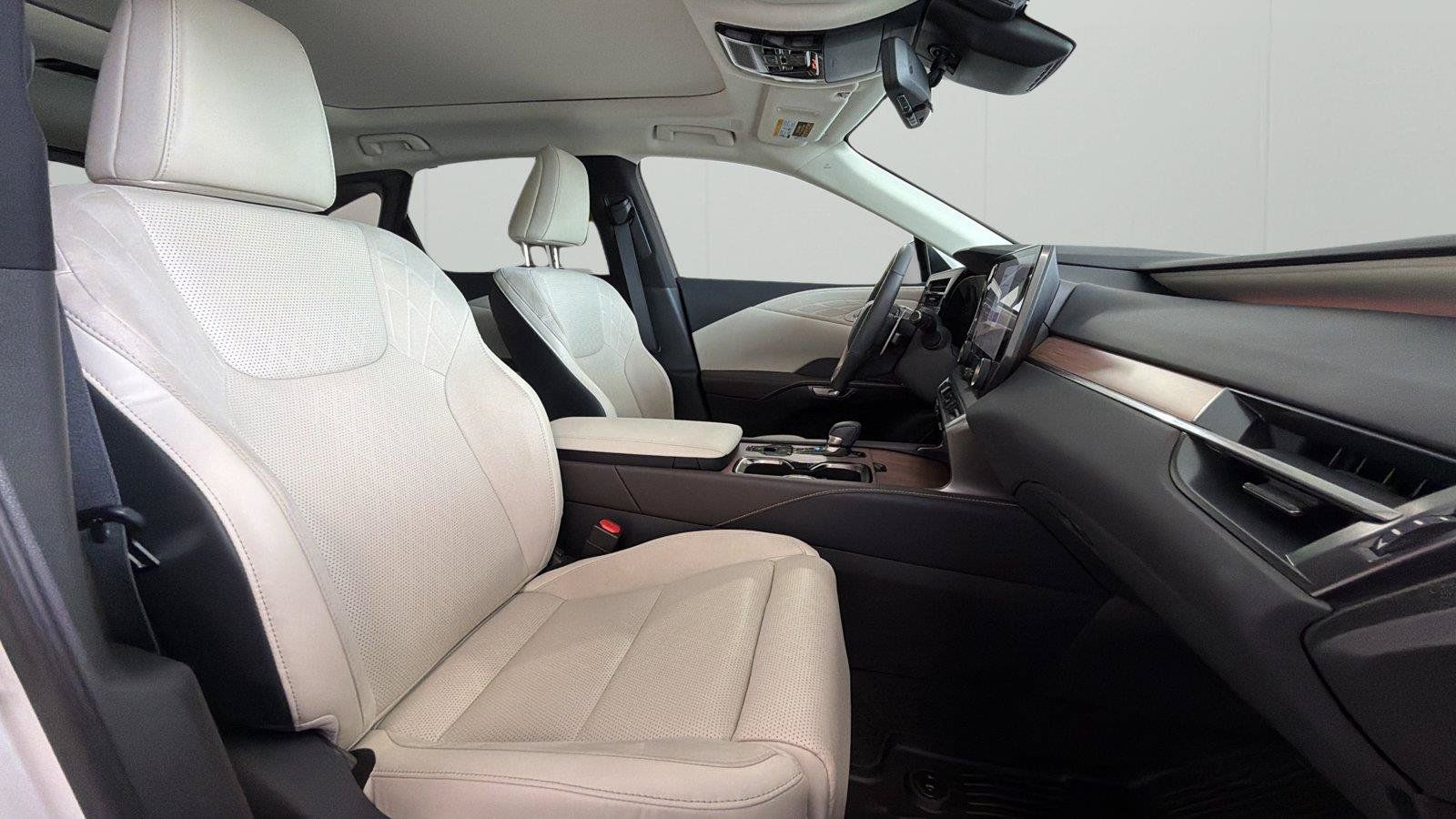 Used 2023 Lexus RX 350 FWD w/ Cold Area Package image 14