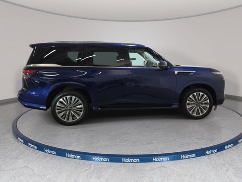 Certified 2025 INFINITI QX80 Sensory AWD/4WD image 4