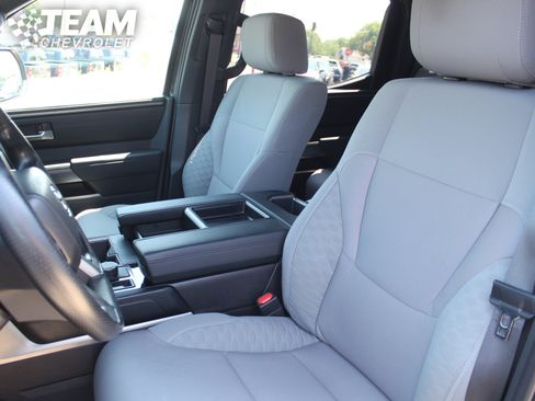 Used 2025 Toyota Tundra SR5 AWD/4WD image 11