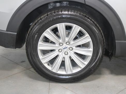 Used 2021 Ford Explorer Limited w/ Equipment Group 301A image 13