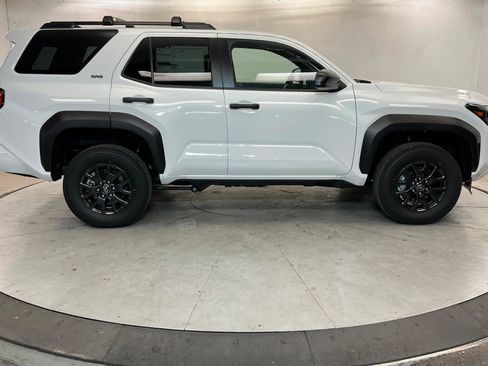 New 2026 Toyota 4Runner SR5 image 6