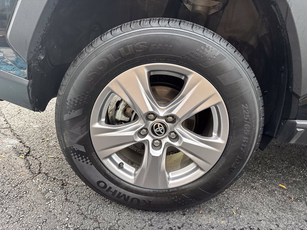 Certified 2025 Toyota RAV4 XLE AWD/4WD image 46