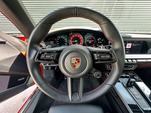 Certified 2021 Porsche 911 Targa 4S Heritage Design AWD/4WD image 18