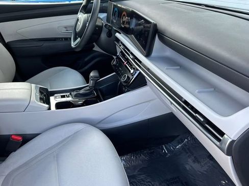 Used 2025 Hyundai Tucson SEL image 18