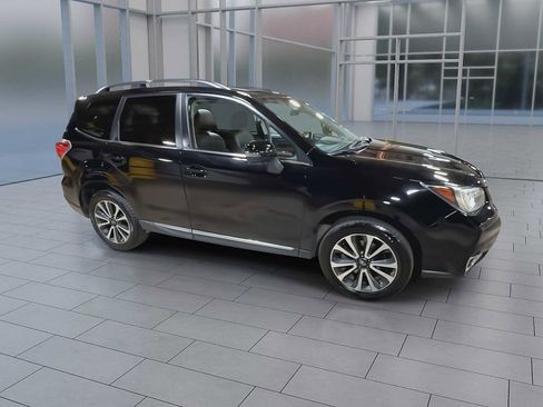 Used 2017 Subaru Forester 2.0XT Touring image 2