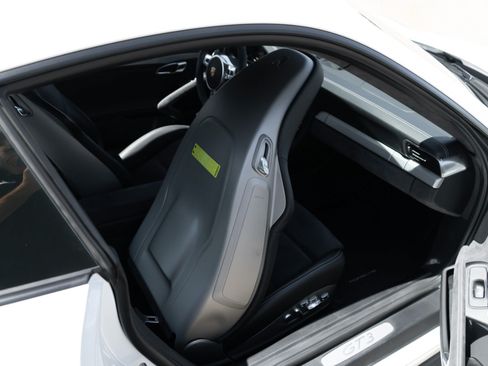 Used 2015 Porsche 911 GT3 RWD image 36