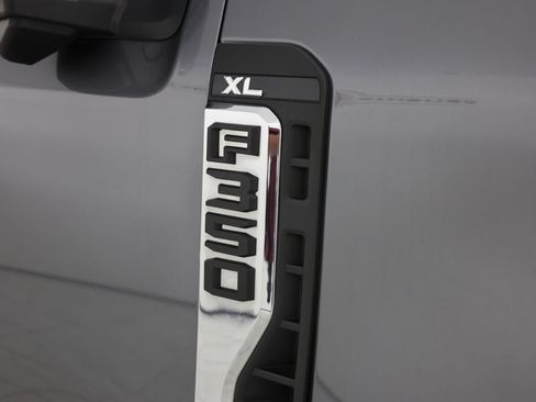 Used 2023 Ford F350 XL w/ 360-Degree Camera Package AWD/4WD image 14