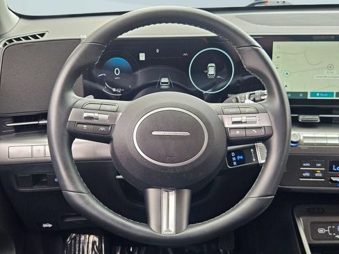 Used 2025 Hyundai Kona SEL AWD/4WD image 14