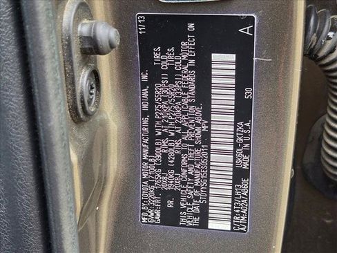 Used 2014 Toyota Sequoia Platinum RWD image 23