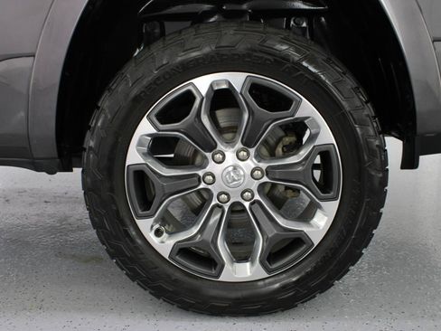 Used 2019 RAM 1500 Limited w/ Advanced Safety Group AWD/4WD image 84