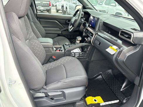 New 2026 Toyota Tacoma SR5 w/ SR5 Upgrade Package image 16