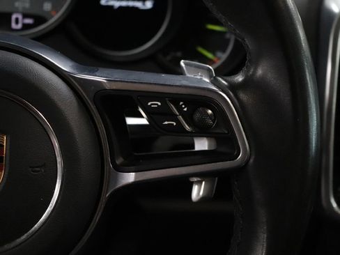 Used 2017 Porsche Cayenne S Platinum image 29