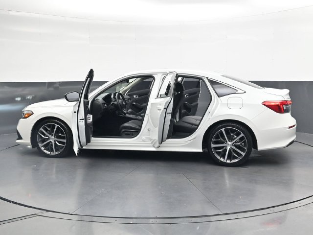Used 2023 Honda Civic Touring image 37
