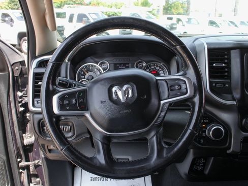 Used 2019 RAM 1500 Big Horn image 18