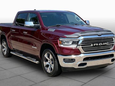 Used 2019 RAM 1500 Laramie AWD/4WD image 3