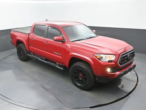 Used 2021 Toyota Tacoma SR5 RWD image 29