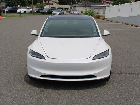 Used 2024 Tesla Model 3 Long Range RWD image 2