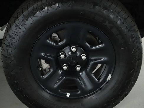Used 2024 Jeep Wrangler Unlimited Sport AWD/4WD image 10