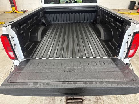 New 2026 GMC Sierra 2500 Pro w/ Convenience Package AWD/4WD image 30