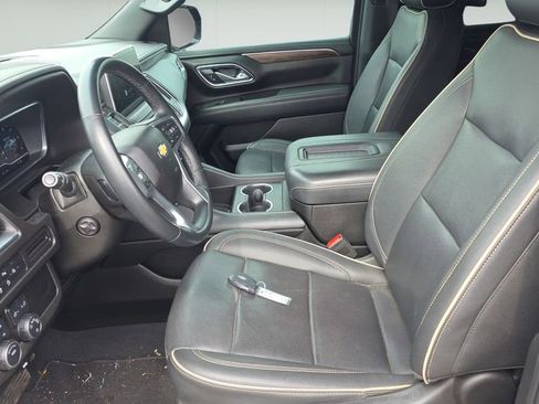 Used 2023 Chevrolet Tahoe Premier AWD/4WD image 14