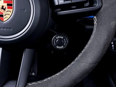 Used 2022 Porsche 911 GT3 image 38