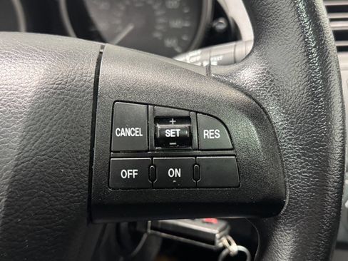 Used 2011 MAZDA MAZDA3 i Touring image 26