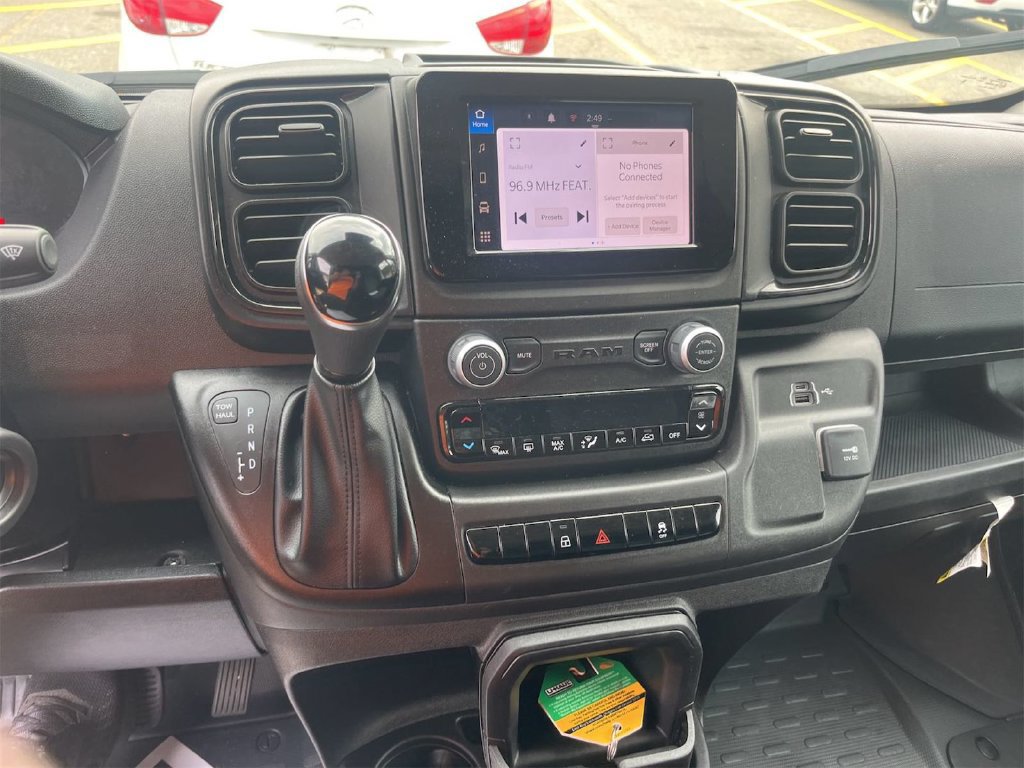 Used 2025 RAM ProMaster 2500 w/ U-Haul Equipment Group FWD image 2
