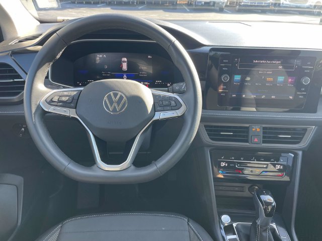 Certified 2026 Volkswagen Taos SE AWD/4WD image 14