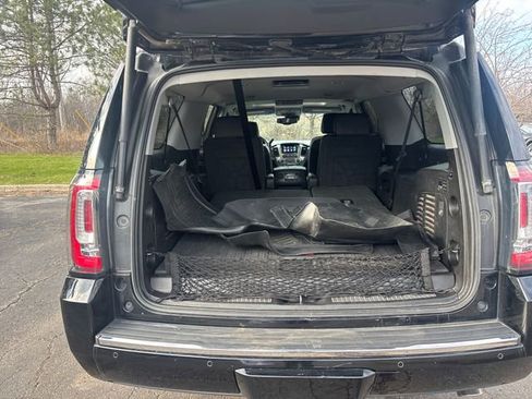 Used 2018 GMC Yukon XL Denali w/ Denali Ultimate Package AWD/4WD image 25