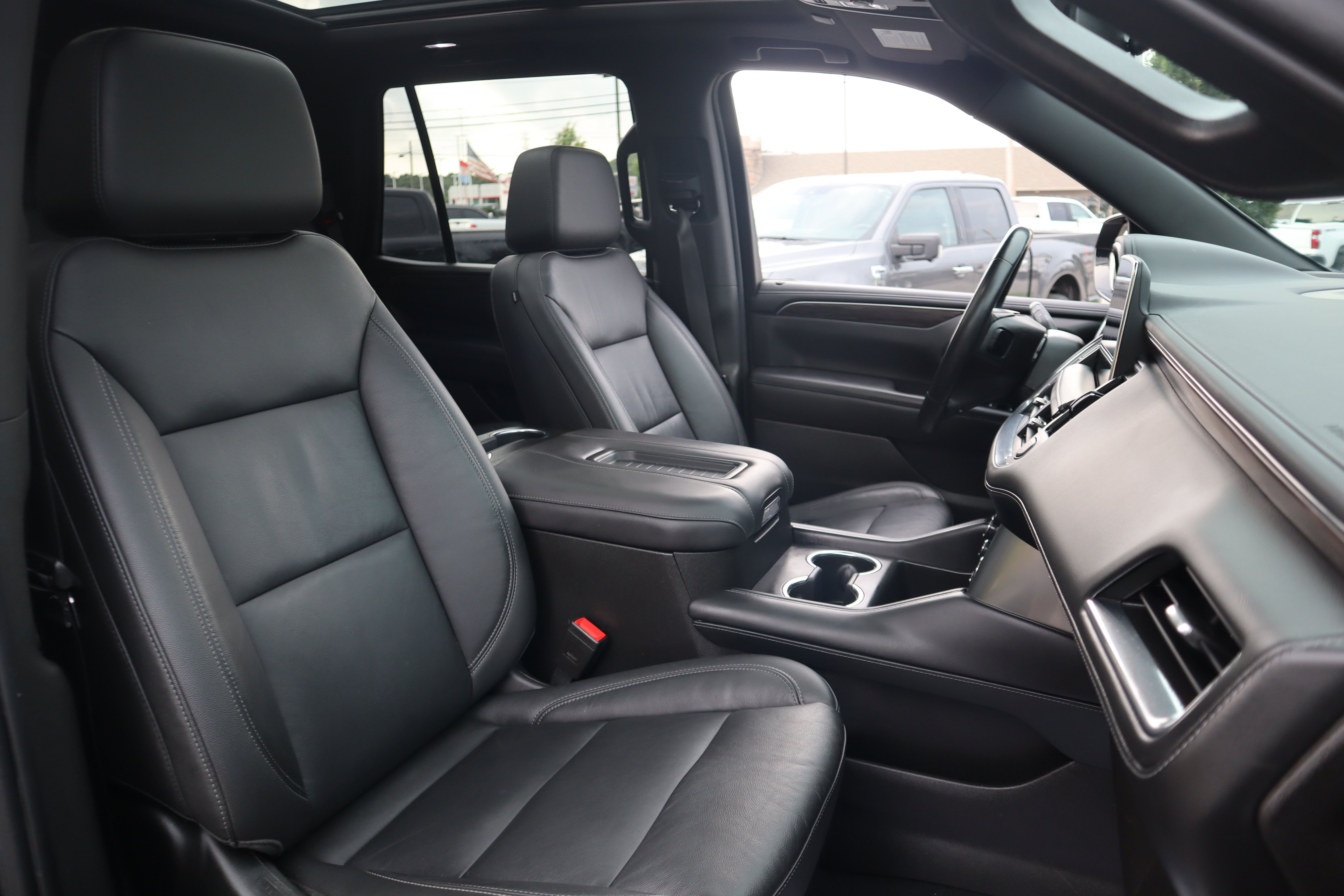 Used 2021 Chevrolet Tahoe Z71 AWD/4WD image 29