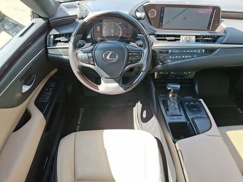 Used 2019 Lexus ES 350 w/ Premium Package FWD image 21