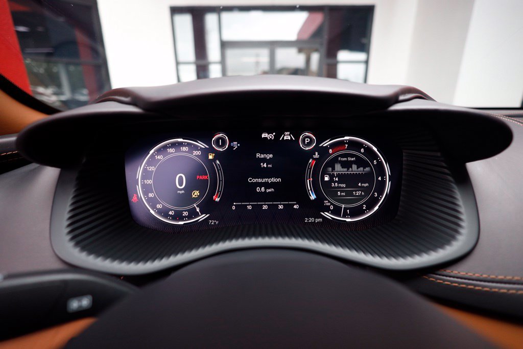 Used 2022 Aston Martin DBX AWD/4WD image 21