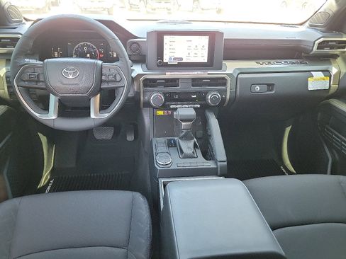 New 2025 Toyota Tacoma SR5 image 9