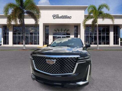 Used 2022 Cadillac Escalade Premium Luxury RWD image 5