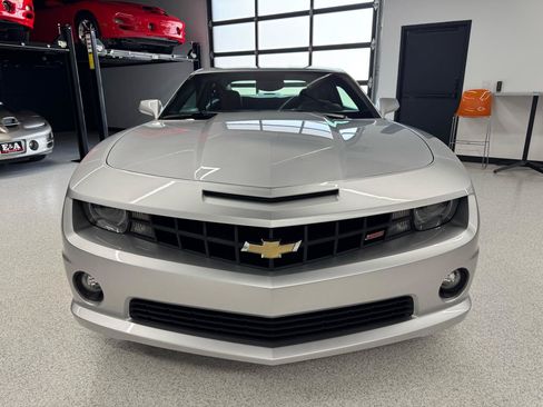 Used 2010 Chevrolet Camaro SS w/ RS Package RWD image 21