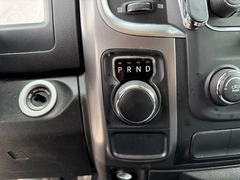 Used 2022 RAM 1500 Classic SLT RWD image 11